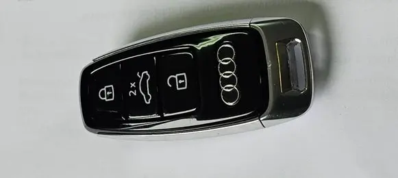 Audi A8 S8 D5 Ignition key/card 4N0959754CL