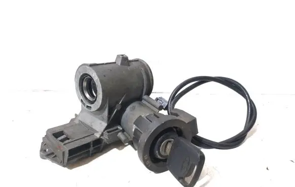 Volkswagen Sharan Ignition lock P012106
