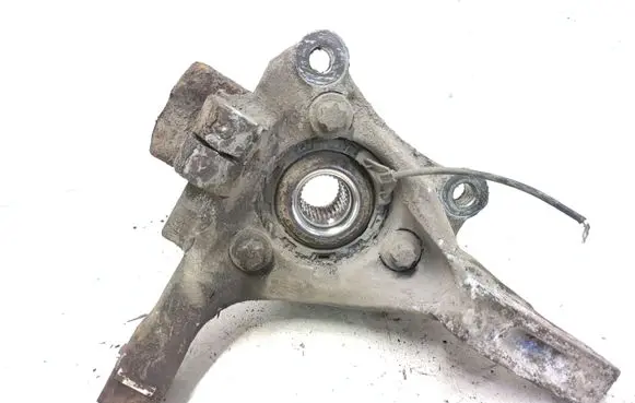 Fiat Croma Front wheel hub spindle knuckle 13223316