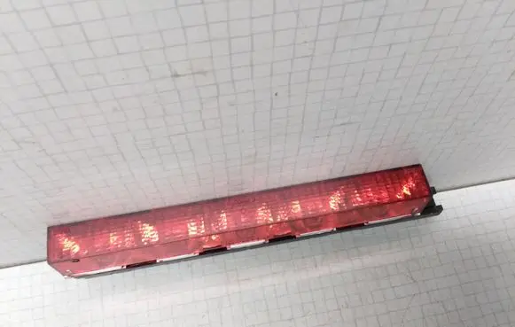 Ford Mondeo Mk III Third/center stoplight 1S7113A613AE