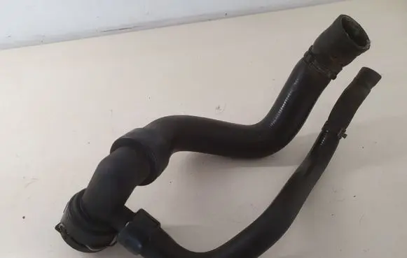 Opel Astra J Engine coolant pipe/hose 