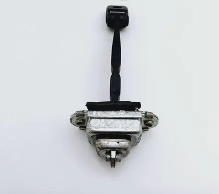 Skoda Octavia Mk2 (1Z) Front door check strap stopper 1Z0837249