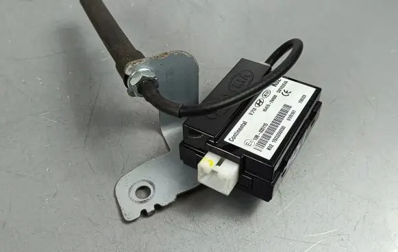 Interior comfort aerial antenna