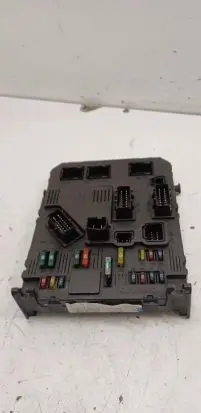 Citroen Berlingo Fuse module S118035320C BSIE01