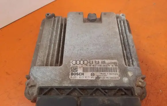 Audi Q7 4L Engine control unit/module ECU 4L0910409