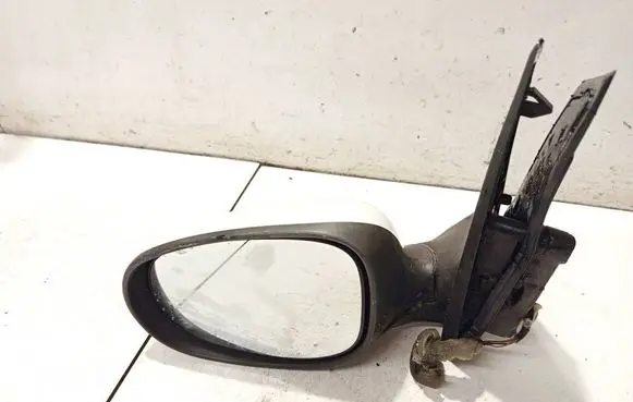 Ford Ka Front door electric wing mirror 7355319120s