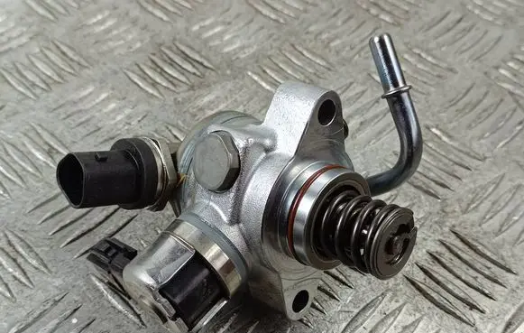 Mazda CX-70/90 Mechanical fuel pump 04H26 296100