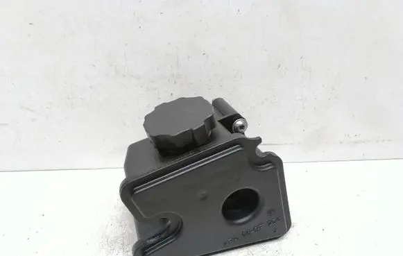 Mercedes-Benz S W221 Power steering fluid tank/reservoir 