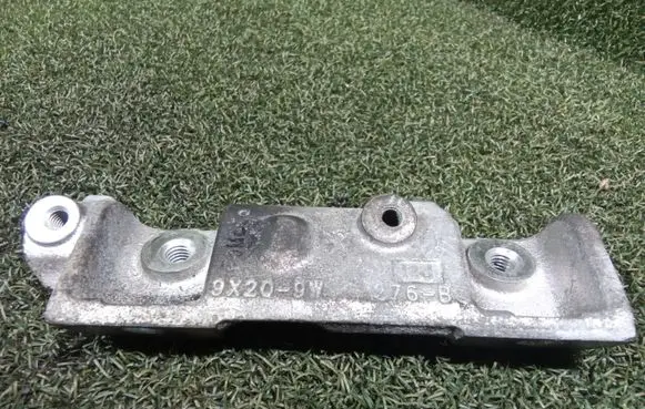 Fuel Injector clamp holder