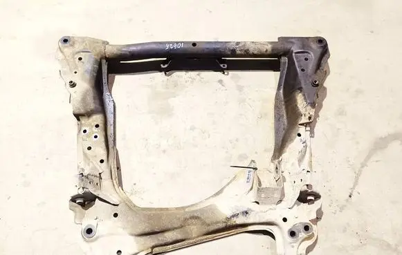 Honda FR-V Front subframe