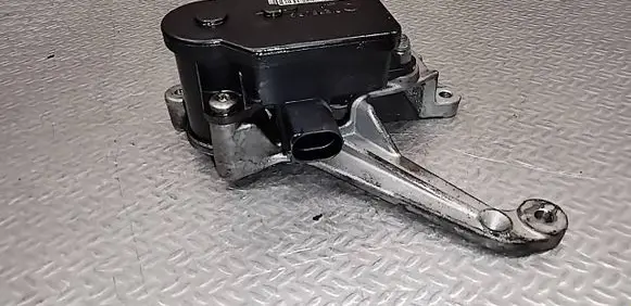 Opel Zafira B Intake manifold valve actuator/motor 55199915 70062106