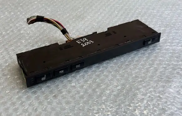 BMW 5 E39 Seat heating switch 8373776 61318373776