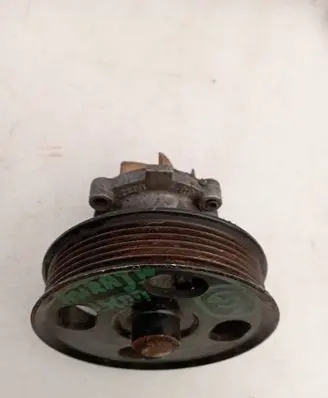Opel Astra J Water pump 46815125