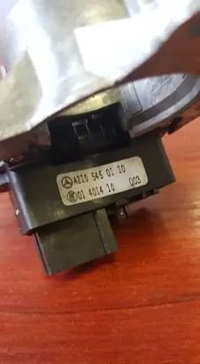 Mercedes-Benz E W210 Indicator stalk 2105450110