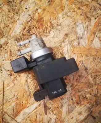 Renault Vel Satis Vacuum valve 8200162073