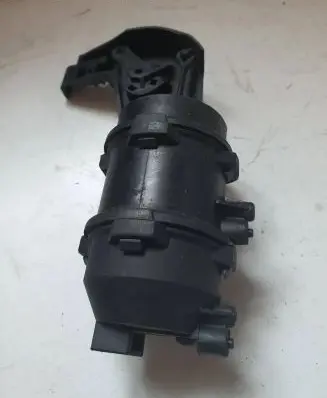 Audi 100 200 5000 C3 Vacuum valve 443820695A
