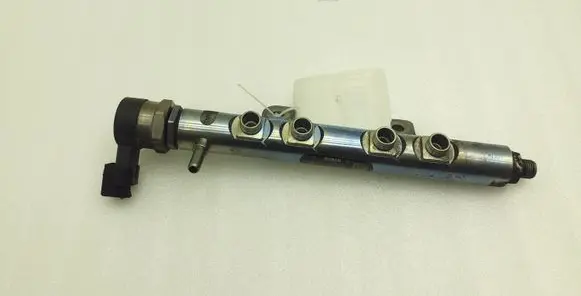 Jaguar XJ X351 Fuel main line pipe 0445216028 9X2Q9D280EA