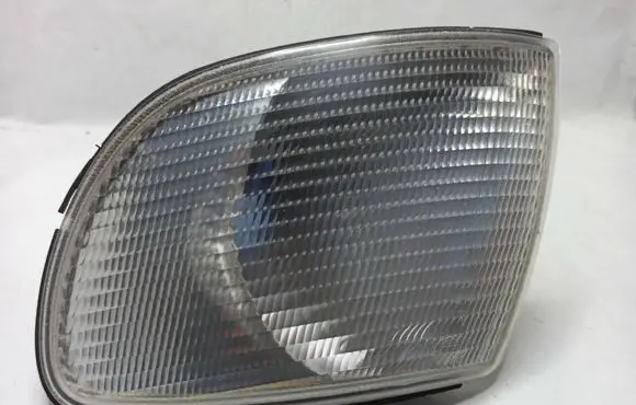 Audi A6 S6 C4 4A Front indicator light 4A0953049D