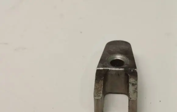 Mercedes-Benz C W203 Fuel Injector clamp holder 