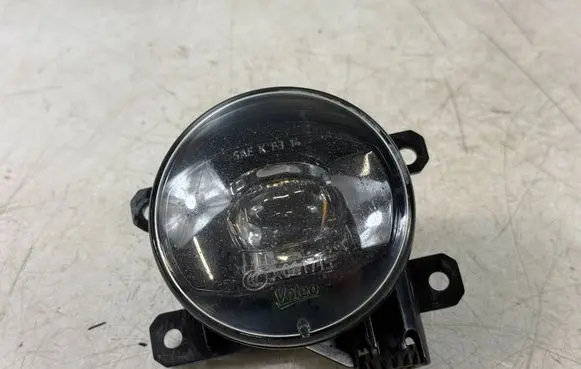 Citroen DS5 Front fog light 9811333380