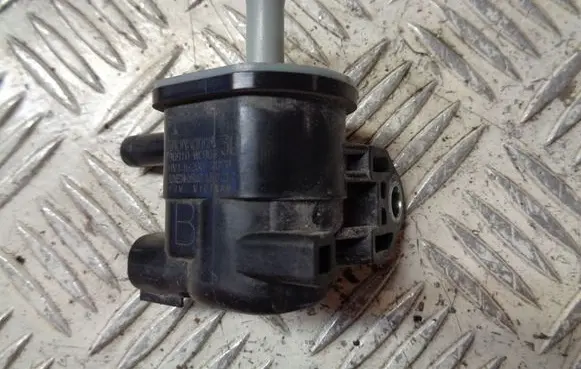 Peugeot 108 Turbo solenoid valve 90910WC003