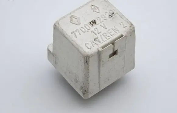 Renault Laguna I Other relay 7700822929