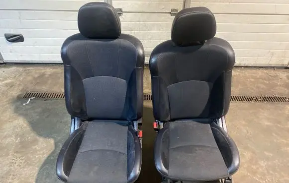 Mitsubishi Outlander Seat set 