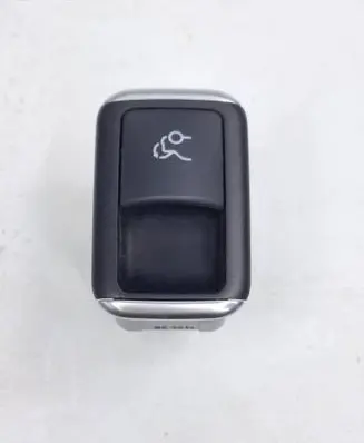 Mercedes-Benz CLA C117 X117 W117 Tailgate opening switch 10075079 10023292 A2129059200
