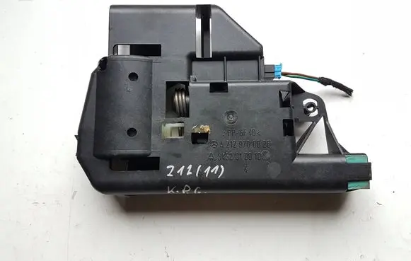 Mercedes-Benz E W212 Seat adjustment motor A2129700026