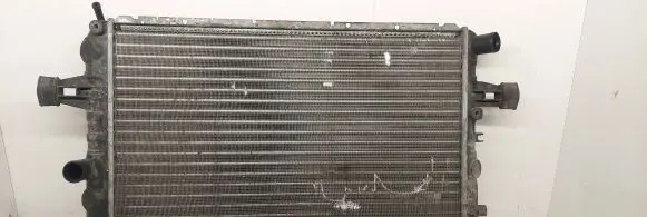 Opel Zafira A Coolant radiator