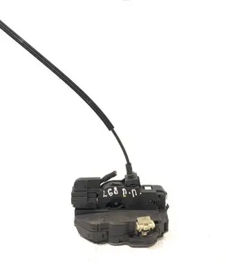 Opel Insignia A Front door lock 3023880