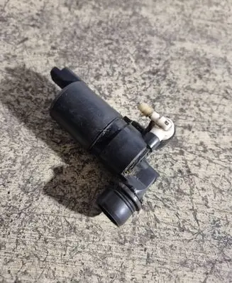 Renault Scenic II - Grand scenic II Windscreen/windshield washer pump 8200295685 289200001R 8200061015