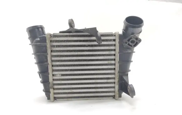 Skoda Fabia Mk2 (5J) Intercooler radiator 6Q0145804G 880648MA