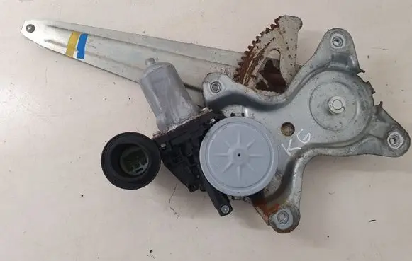 Lexus IS 220D-250-350 Rear door window regulator with motor 8571058010