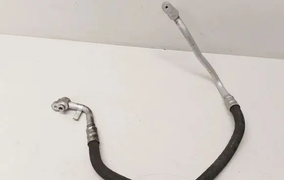 Audi Q5 SQ5 Air conditioning (A/C) pipe/hose 8R0260701S
