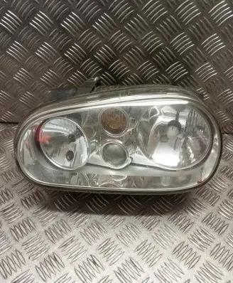 Volkswagen Golf IV Headlight/headlamp 1J1941015C