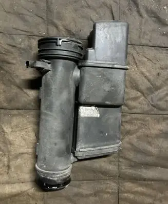 Mercedes-Benz E W211 Intercooler hose/pipe A2115280308