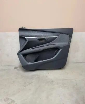 Peugeot 5008 II Front door card panel trim 1869214X T0233338