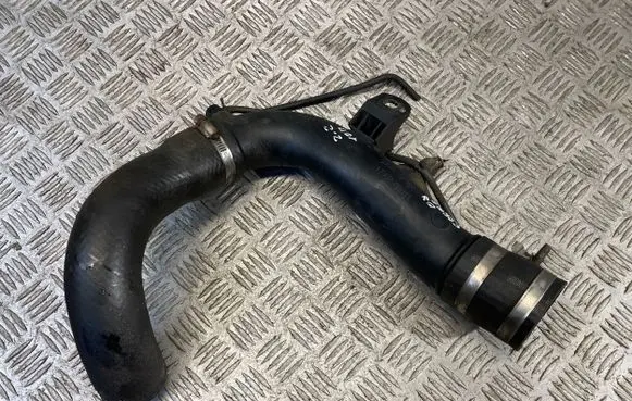 Toyota Corolla Verso AR10 Intercooler hose/pipe 173620R011