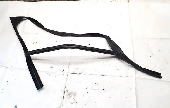 Jaguar XJ X351 Rubber seal front coupe door aw93f21597a aw93-f21597-a