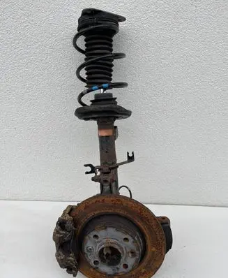 Renault Twingo III Front wheel hub spindle knuckle