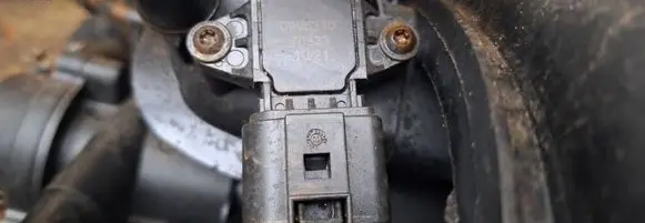 Skoda Fabia Mk2 (5J) Air pressure sensor 090631070833