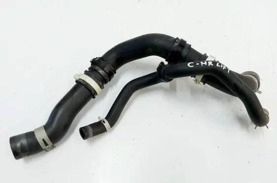 Toyota C-HR I Engine coolant pipe/hose