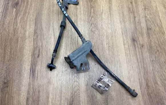 Land Rover Range Rover L405 Brake booster pipe/hose LR096526