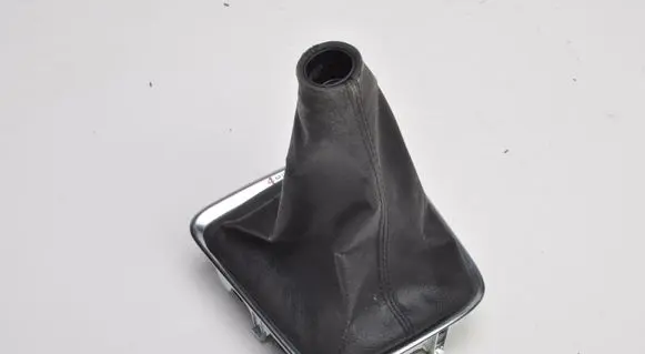 Volkswagen Tiguan Gear shifter surround trim plastic 
