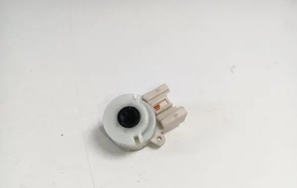 Toyota Auris 150 Ignition lock contact 84450-12200