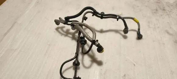 Dacia Sandero III Fuel line/pipe/hose 118260523R