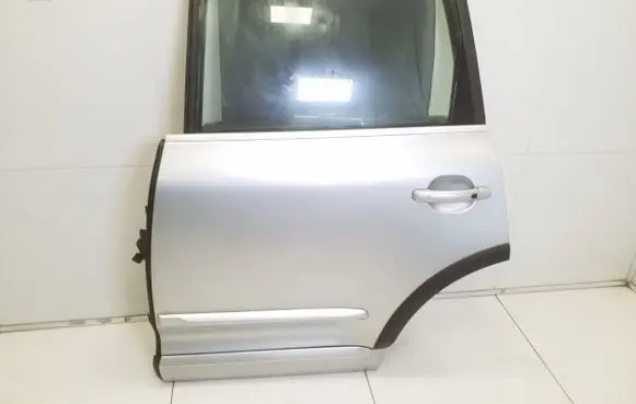 Porsche Cayenne (9PA) Rear door