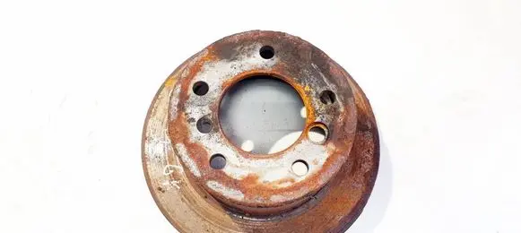Volkswagen II LT Rear brake disc neventiliuojamas