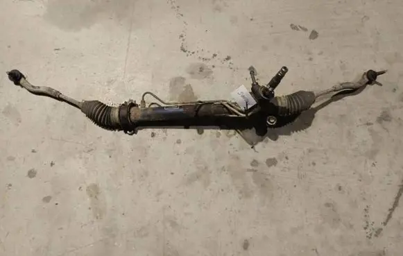 Toyota Yaris Steering rack 45075063